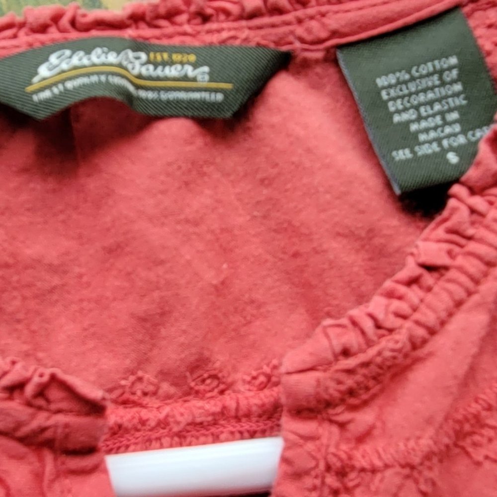Eddie Bauer paisley embroidered blouse, dark coral, small, Excel cond, Like new. - Picture 4 of 4